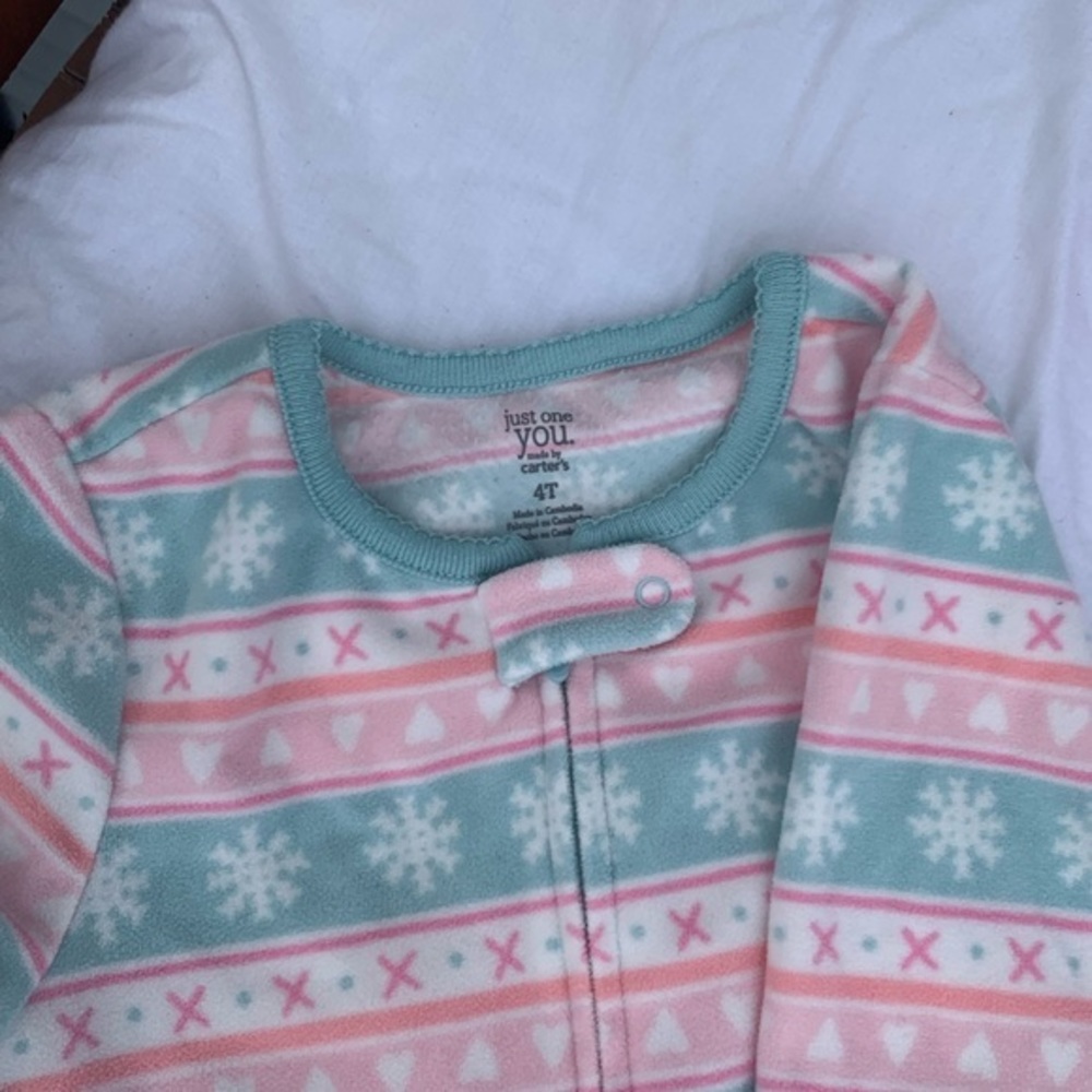 Bundle 4 pieces pajamas girls size 4 T - Picture 6 of 11